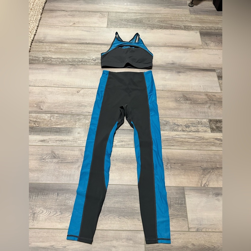 Fabletics Motion 365 Leggings & Sports Bra for Active Lifestyle